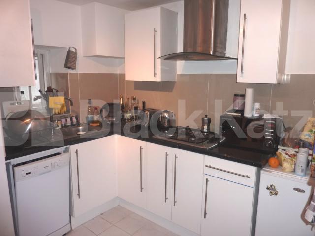 			LOCATION LOCATION LOCATION, 1 Bedroom, 1 bath, 1 reception Flat			 Marchmont Street, RUSSELL SQUARE